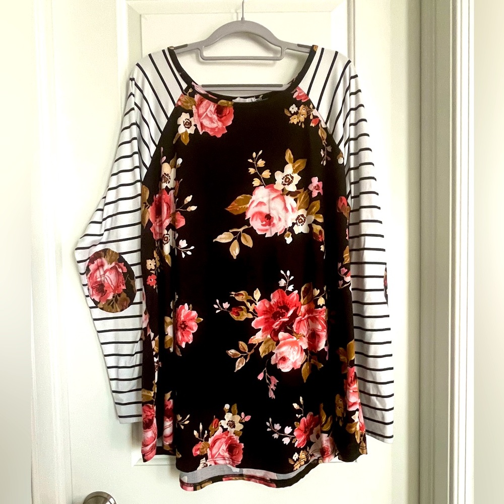 ChicSoul Tunic / florals and strips w/ elbow pads.